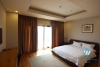 A luxury gorgeous one bedroom apartment in High-End Buliding for leasing